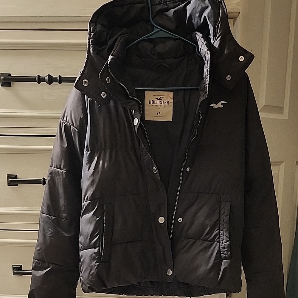 Hollister Charcoal Hooded Puffer Jacket